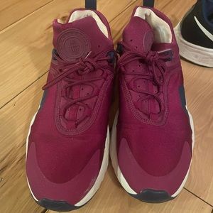 Wore once very comfortable just not my color and out grew